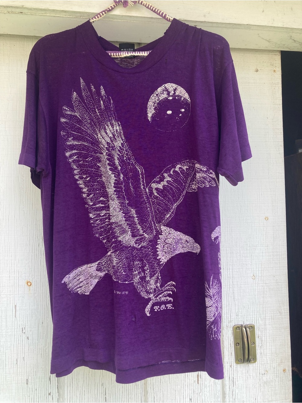 VTG • FOE• Purple Eagle Graphic Men's T-Shirt